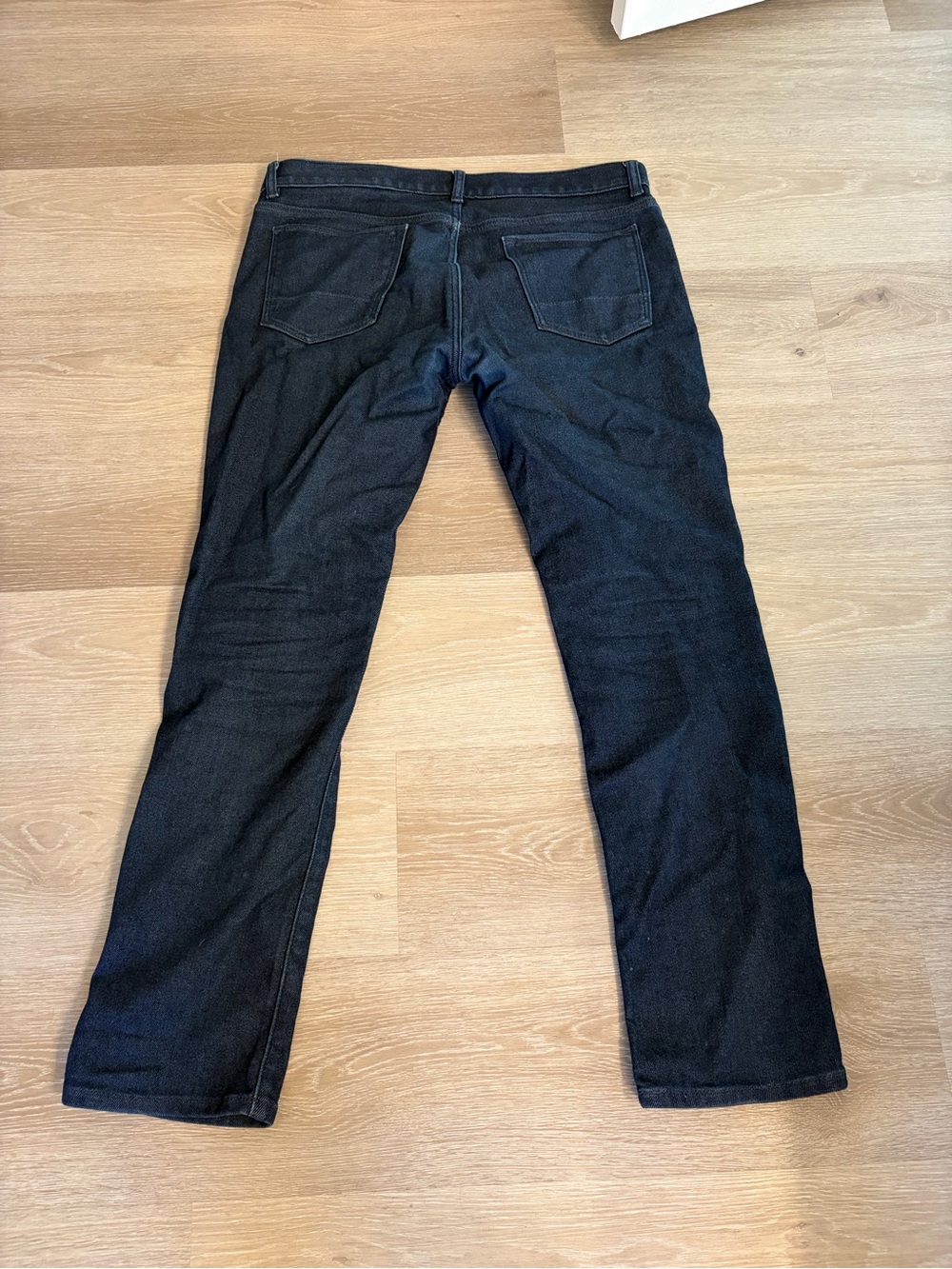 Banana Republic Men's dark wash Slim Jeans